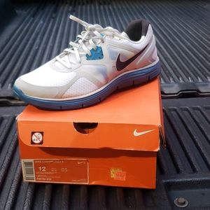 Nike Lunarglide+3 Sneakers